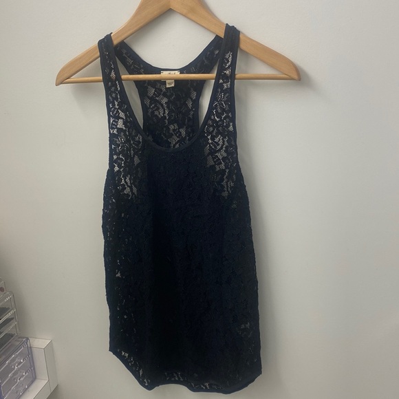 Aritzia Wilfred laced tank top - Picture 1 of 5